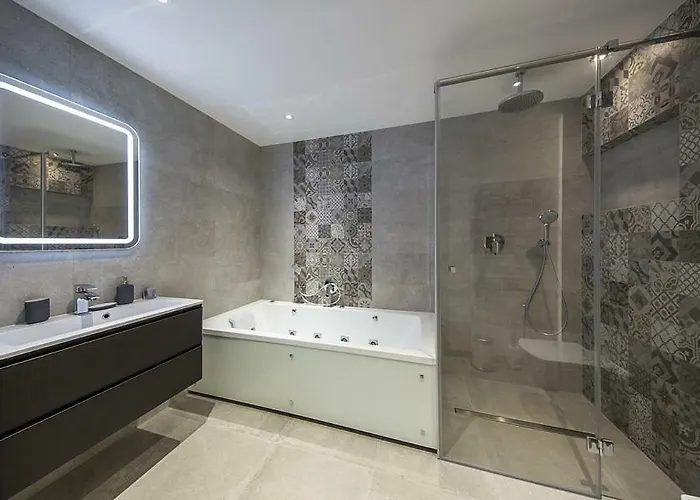 Catherina * زاكوباني